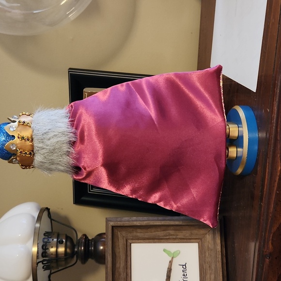 Nutcracker - Picture 2 of 3